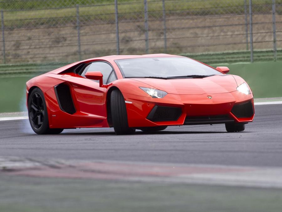  Lamborghini Aventador LP700-4 2011 года  (фото 69 из 204)